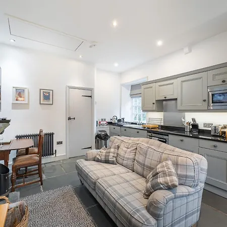 1 Bed In Skelwith Bridge Oc-lr129 *