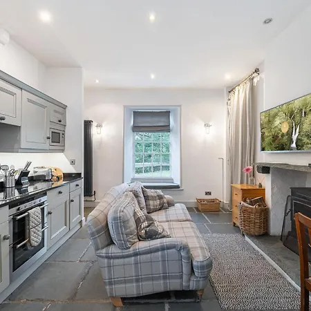 1 Bed In Skelwith Bridge Oc-lr129 *