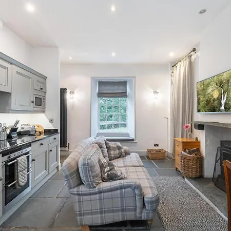 1 Bed In Skelwith Bridge Oc-lr129 *